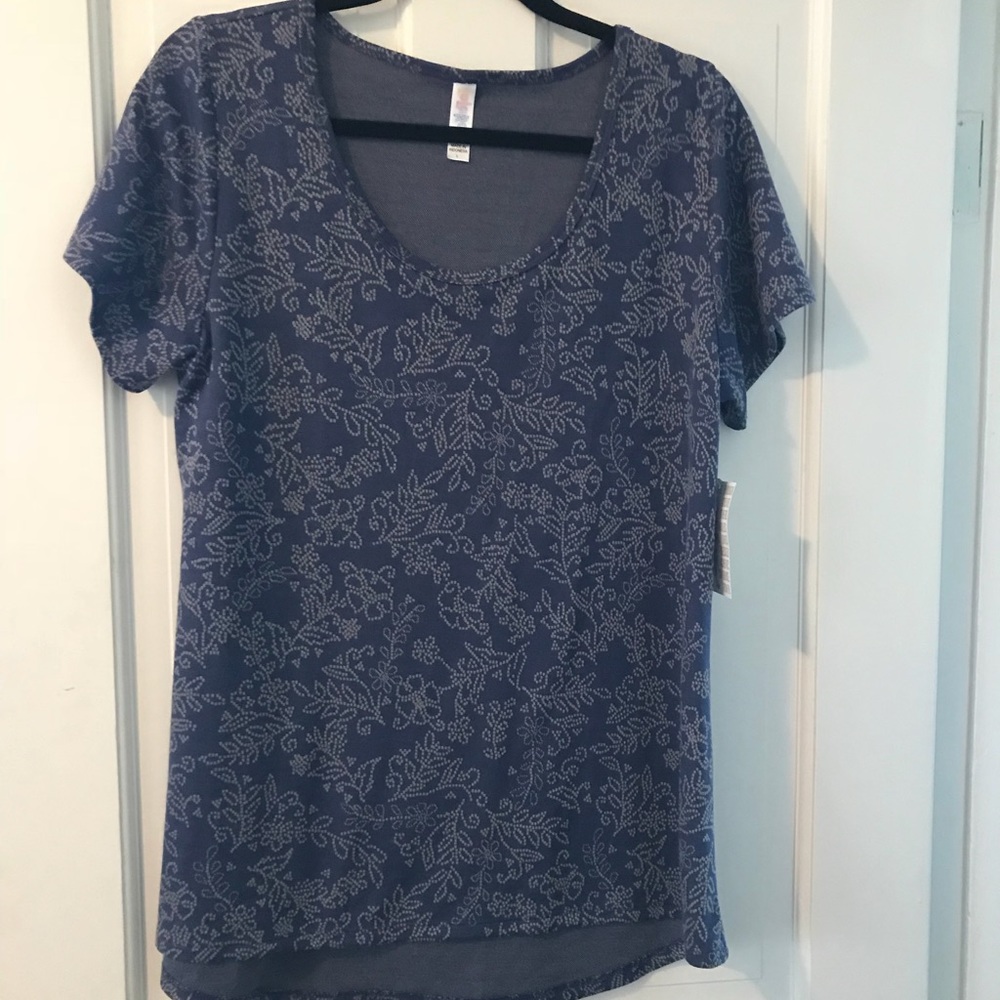 Classic T 🌼 blue floral jacquard LulaRoe